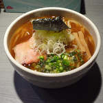 らぁめん 喜乃壺 - 喜乃壺 鶏油（醤油）太麺、炭火焼 760円