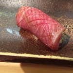 すし匠 - 鮪中トロ 握り