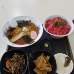 メフレ市場食堂 - 