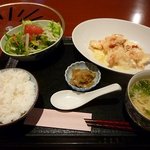 ライオン飯店 - エビマヨ定食