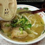 定食の並ラーメン