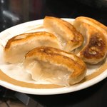 中国手打拉麺 馬賊 - 