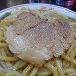 麺でる - 次の豚