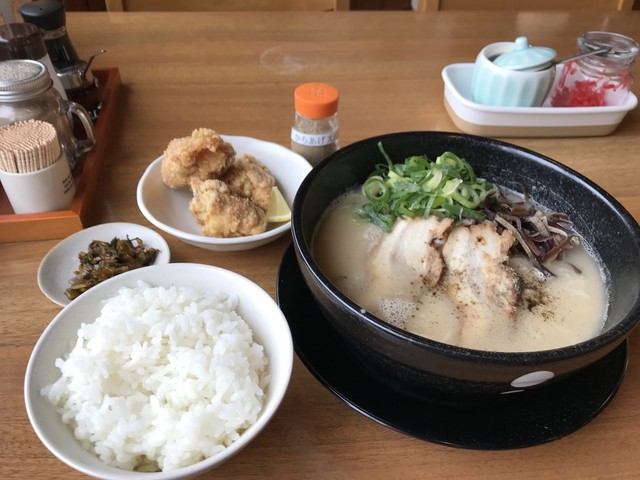 加古川で文句なく美味しいラーメンって言えるかな 接客も丁寧だしご夫婦の息もピッタリ By ｼｪﾙﾛｲ ひまわり 加古川 ラーメン 食べログ