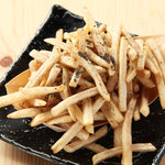 Sakana Ichi Baryou - 海藻から出来た黒い塩！大人気！黒潮フライドポテト　495円