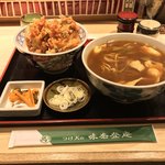 味奈登庵 - カレー南蛮そば＋かき揚げ天丼！
