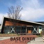 BASE Diner - オシャレな外観★駐車場完備!!