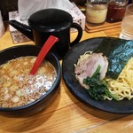 ラーメン大桜 - つけ麺 (720円) Bird View、割スープが予め添えられてきます