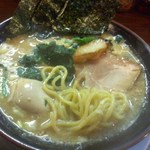 「豚骨醤油ラーメン(650円)」[平成30年２月２日(金)]