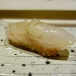 すし宮川  - ［2018/01］寿司④ 鯛昆布締めの握り方