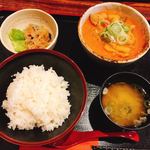 Shinkawaya - もつ煮定食