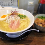 べんけい - 2018年2月　鶏煮込みそば大盛Cセット（1150円）