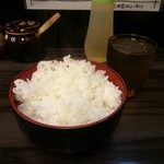 横浜家系らーめん 武術家 - 終日無料お代わり自由の大盛りライス