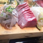 かわなみ鮨 - さより昆布〆、カンパチ、烏賊