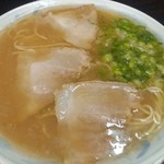 ラーメン げんこつ家 - ラーメン(550円)