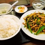 中国飯店楽宴 - 高菜と豚肉の炒め