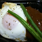 ランチタイム - 下敷きはフライドポテト