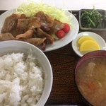 伊勢屋 - ♪生姜焼き定食¥600