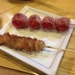 炭火焼淳晴 - トマトベーコン＋ぼんじり