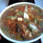 盧山 - ピリ広東麺大盛！