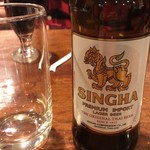 ビールはシンハーだよね。