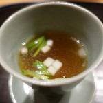 肉割烹 上 - 牛肉とすっぽんのコンソメ