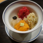 肉割烹 上 - 小丼