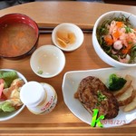 ココス - 甘エビ丼＆ハンバーグ膳