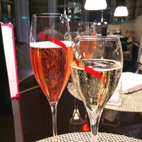 Lounge & Dining G - シャンパーニュ2種