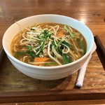 ゆうなパーラー - ピリ辛野菜ラーメン