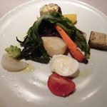 erre - （2）薪焼き野菜に熟成豚がついたランチ 2,500円