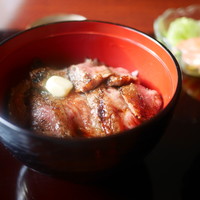 赤坂 津つ井 総本店 - ビフテキ丼