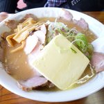 札幌ラーメン 味楽軒 - 味噌バターチャーシュー