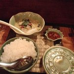 NENG'S Thai Kitchen - 