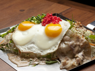 Teppanyaki Oideya - 焼き豚平サラダ