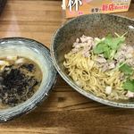 きくや - イカ和え麺、ドHENTAI肝つけ汁