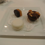 レストランMINAMI - プティ・フール