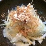 Sankai - 山海おまかせモツ煮込み鍋(ニラ ニンニク)
                        オニオンスライス、本日のお寿司
                        計 1,930円
