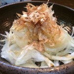 Sankai - 山海おまかせモツ煮込み鍋(ニラ ニンニク)
                        オニオンスライス、本日のお寿司
                        計 1,930円