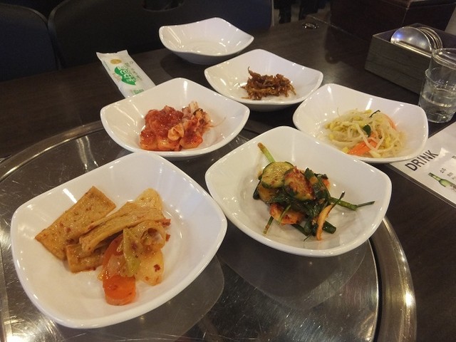 豚豚村 炭火カルビ 明洞 ミョンドン 焼肉 食べログ 豚豚村 炭火カルビ 明洞 ミョンドン 焼肉 食べログ
