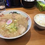 らーめんまったり - まったりラーメン¥620と御飯¥100