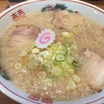 らーめんまったり - まったりラーメンアップ！背脂たっぷりだけど、クドく無くて、完飲してしまう美味しいスープです。