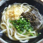 手打ちうどん よしの - アカモクうどん