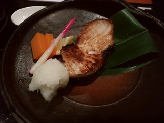 魚店亜紗 - ブリ