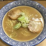 長州ラーメン万龍軒 - 長州らーめん￥640
      デフォです