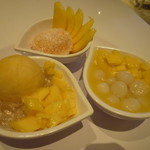 Hui Lau Shan - マンゴースイーツ3種が楽しめるMANGO ROMANCE400円RM16