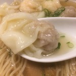 八雲 - 肉ワンタンです