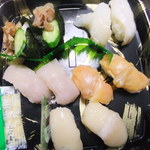 あら磯 - 貝づくし(1,296円)