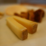 銀座 君嶋屋 - ハード系チーズ
