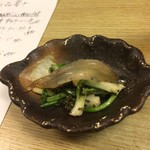 和洋酒菜 ひで - 付きだし（白魚、アサツキの芽、とんぶり和え）